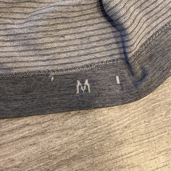 Lululemon T Shirt - Picture 2 of 5